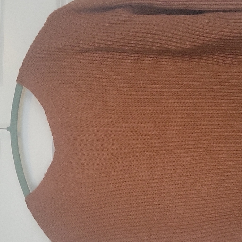 Camel Sweater - Picture 4 of 5